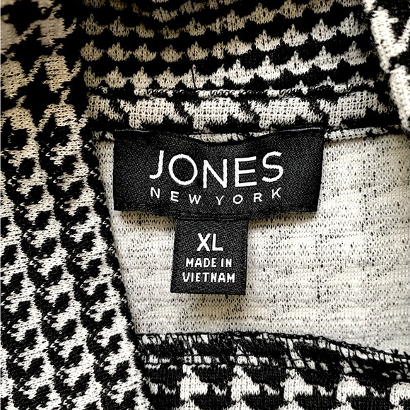 Jones New York Houndstooth Pullover - Picture 8 of 11